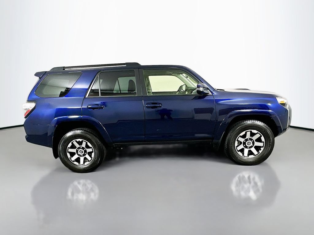 Certified 2023 Toyota 4Runner TRD Off-Road Premium w/ Moonroof Package AWD/4WD image 4