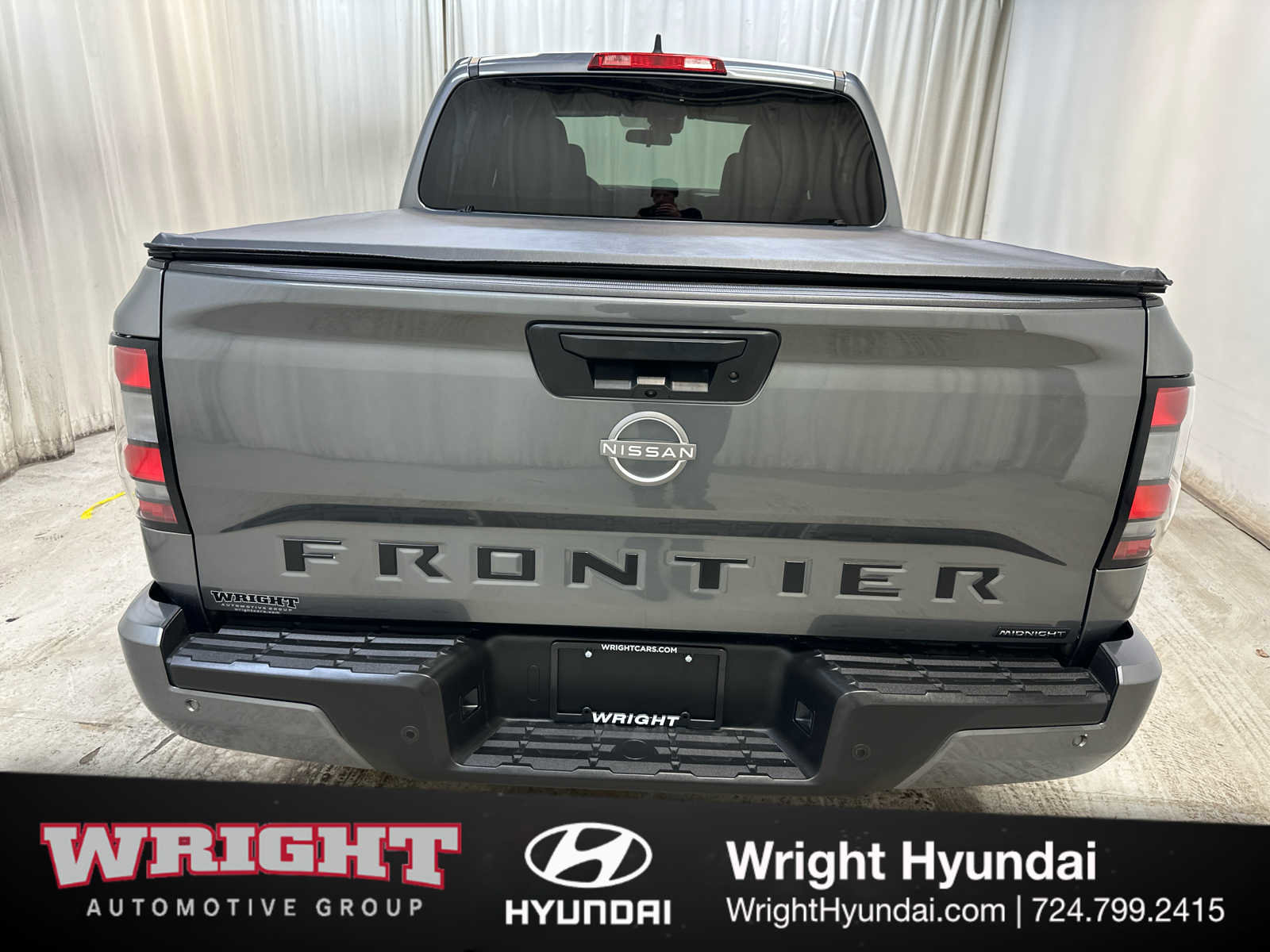 Used 2023 Nissan Frontier SV w/ Midnight Edition Package image 5