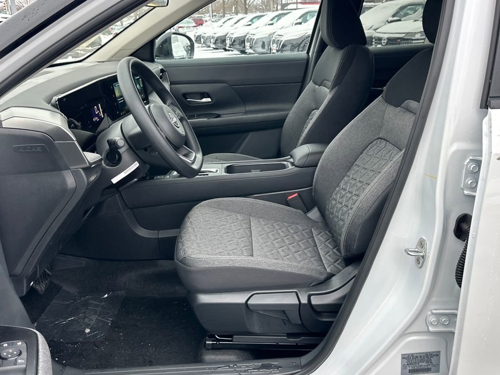New 2026 Nissan Kicks SV w/ SV Premium Package image 9