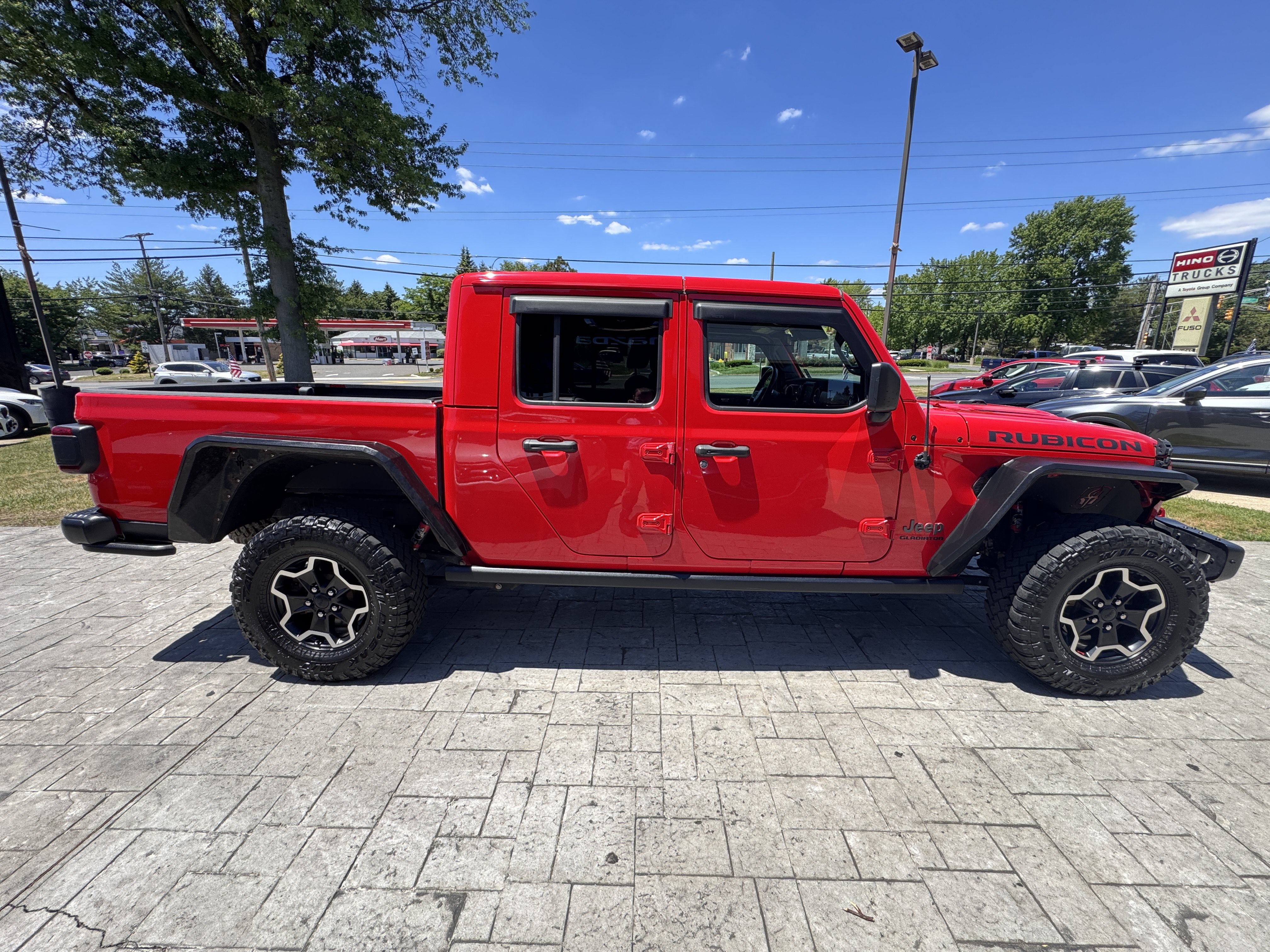 Used 2021 Jeep Gladiator Rubicon AWD/4WD image 14