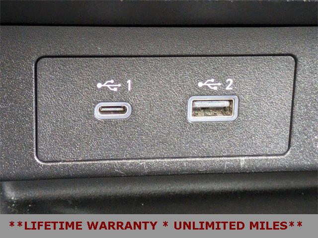 Used 2022 Mitsubishi Outlander SE image 26