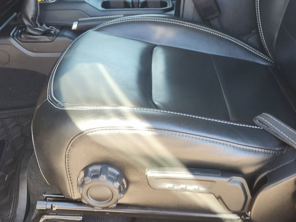 Used 2022 Jeep Wrangler Unlimited Sahara w/ Cold Weather Group image 25