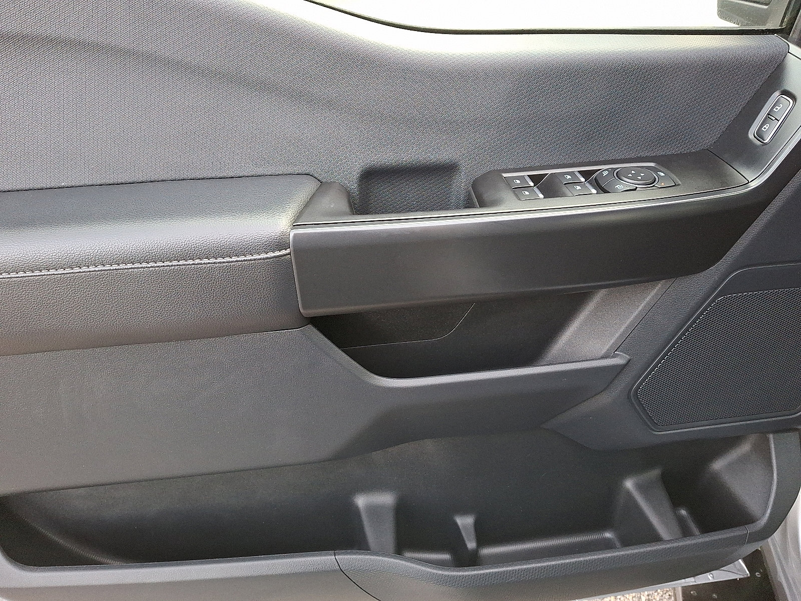 Certified 2022 Ford F150 XL w/ STX Black Appearance Package image 12