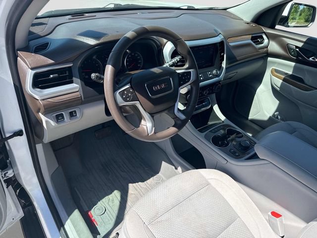 Used 2023 GMC Acadia SLE w/ Driver Convenience Package FWD image 15