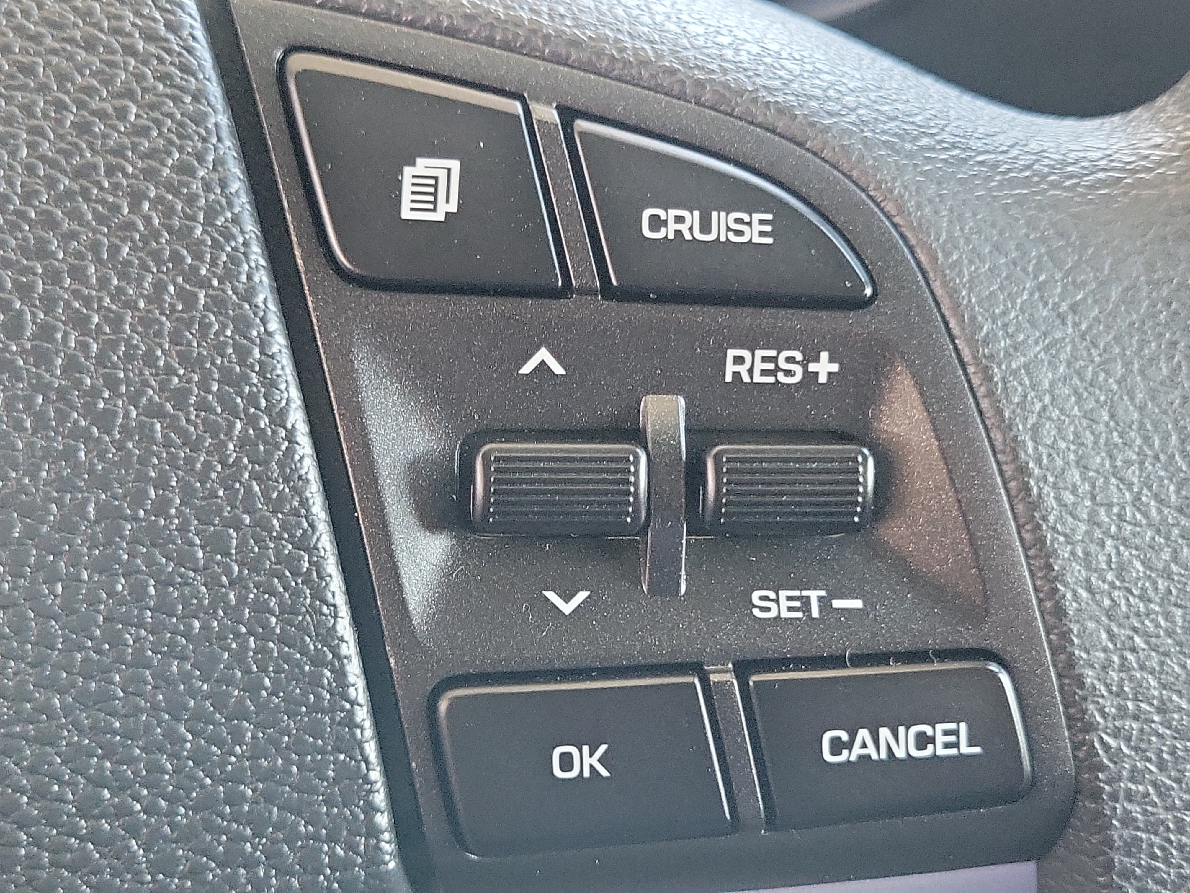 Certified 2021 Hyundai Tucson Value FWD image 8