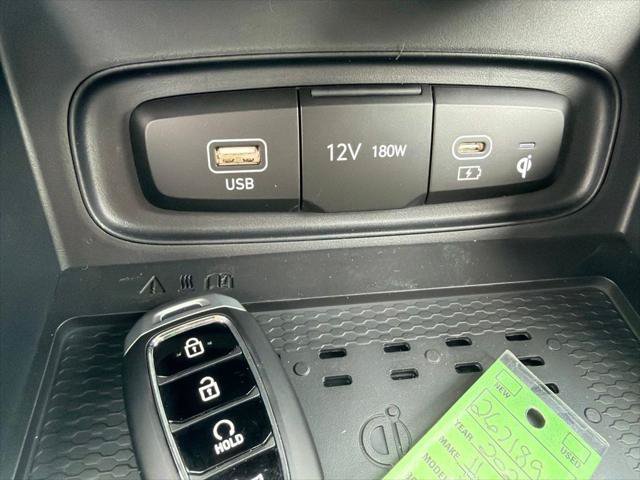 New 2026 Hyundai Venue SEL FWD image 14