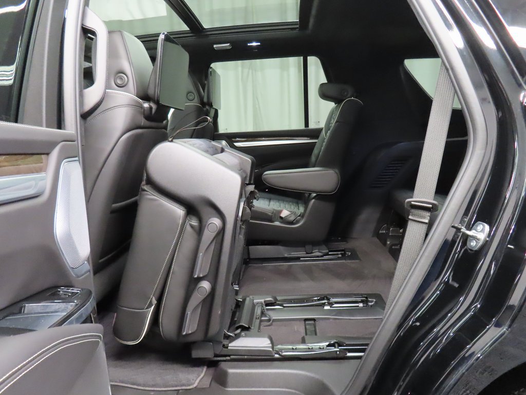 Used 2026 Cadillac Escalade Platinum Sport w/ LPO, Floor Liner Package AWD/4WD image 55