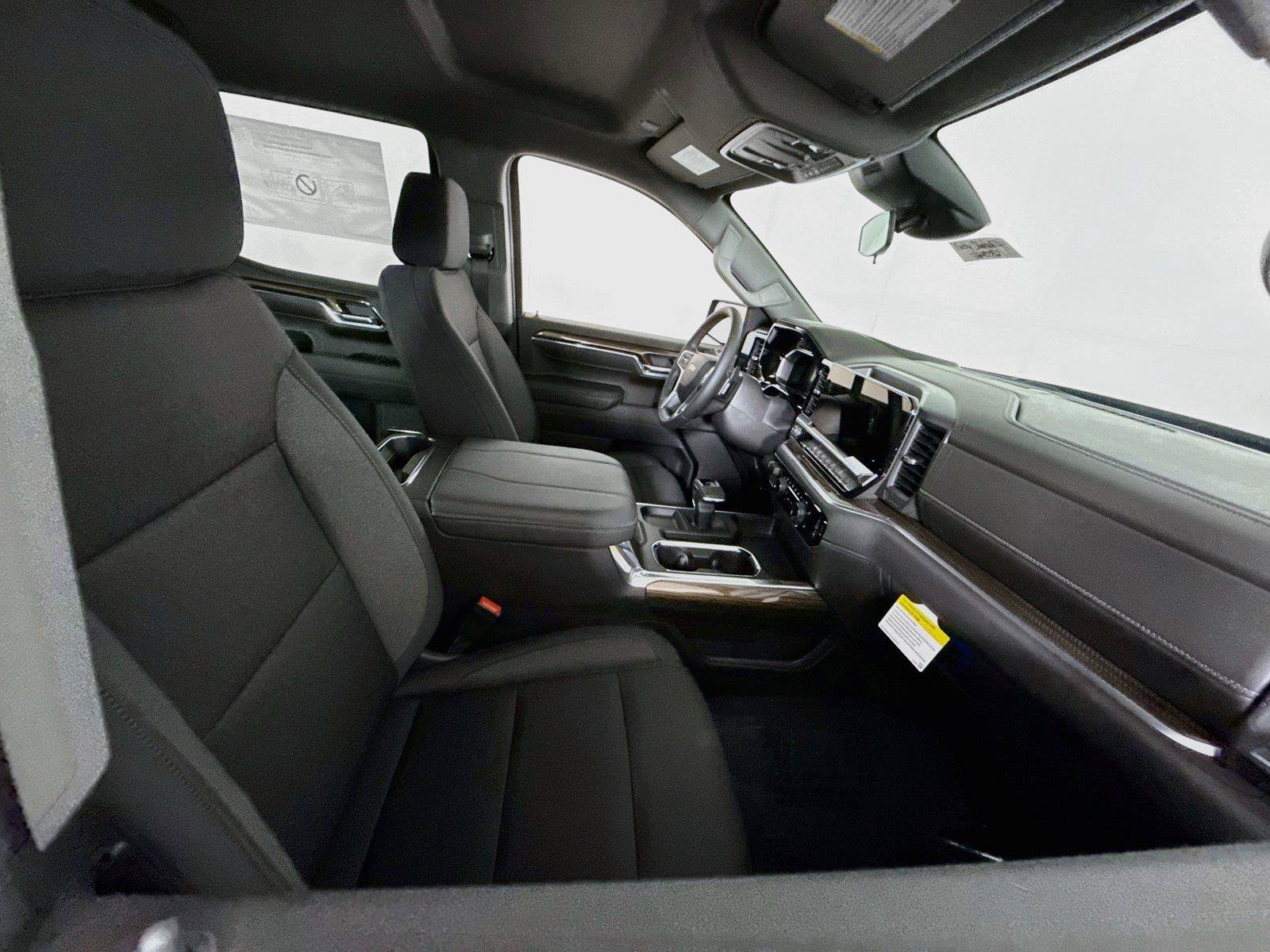 New 2026 Chevrolet Silverado 1500 LT w/ Z71 Off-Road Package AWD/4WD image 20