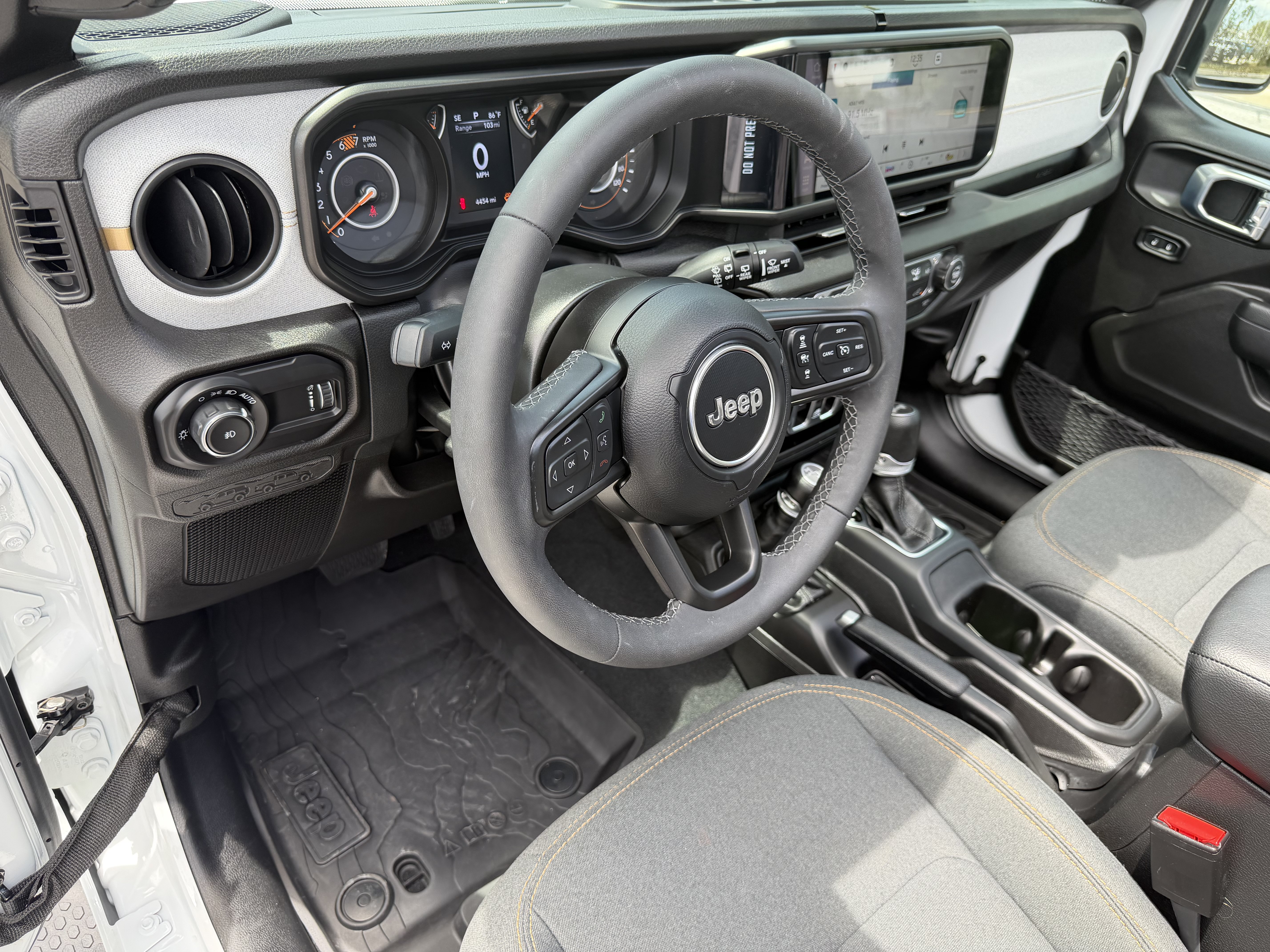 Used 2026 Jeep Wrangler Unlimited Sport AWD/4WD image 21