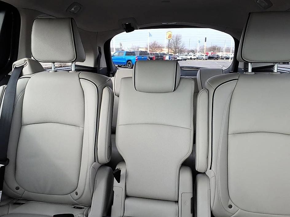 Used 2026 Honda Odyssey Touring image 21