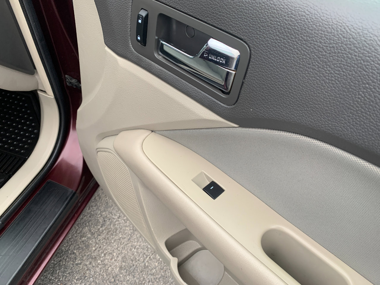 Used 2012 Ford Fusion SE image 34