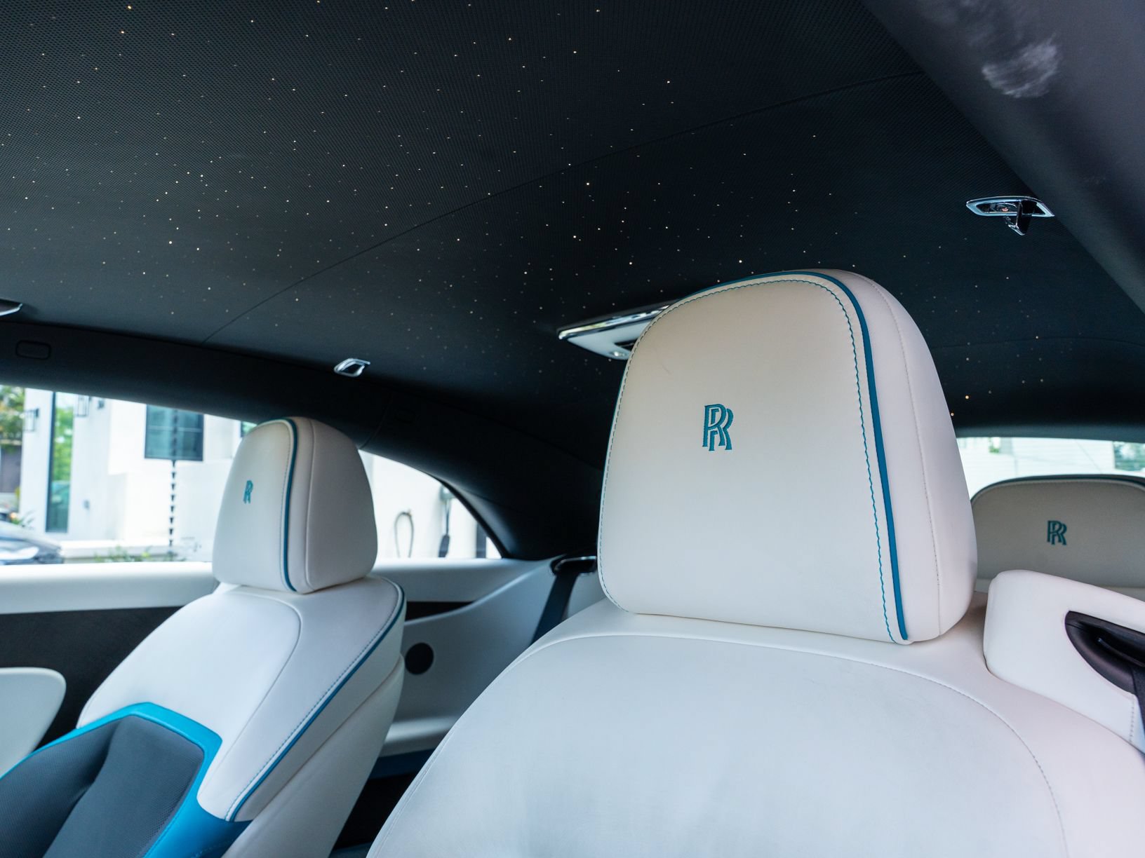 Used 2024 Rolls-Royce Spectre w/ Spectre Launch Package AWD/4WD image 10