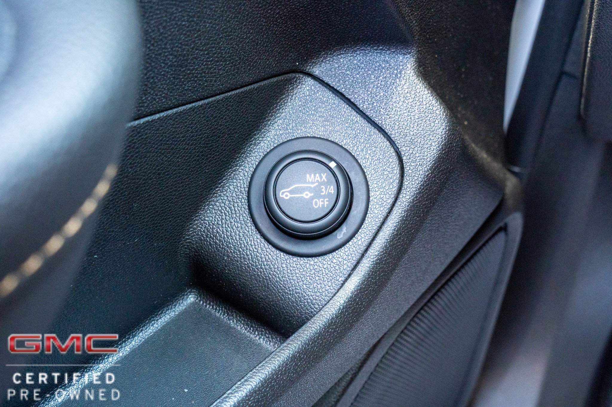 Used 2021 GMC Terrain SLT w/ Infotainment Package II FWD image 28