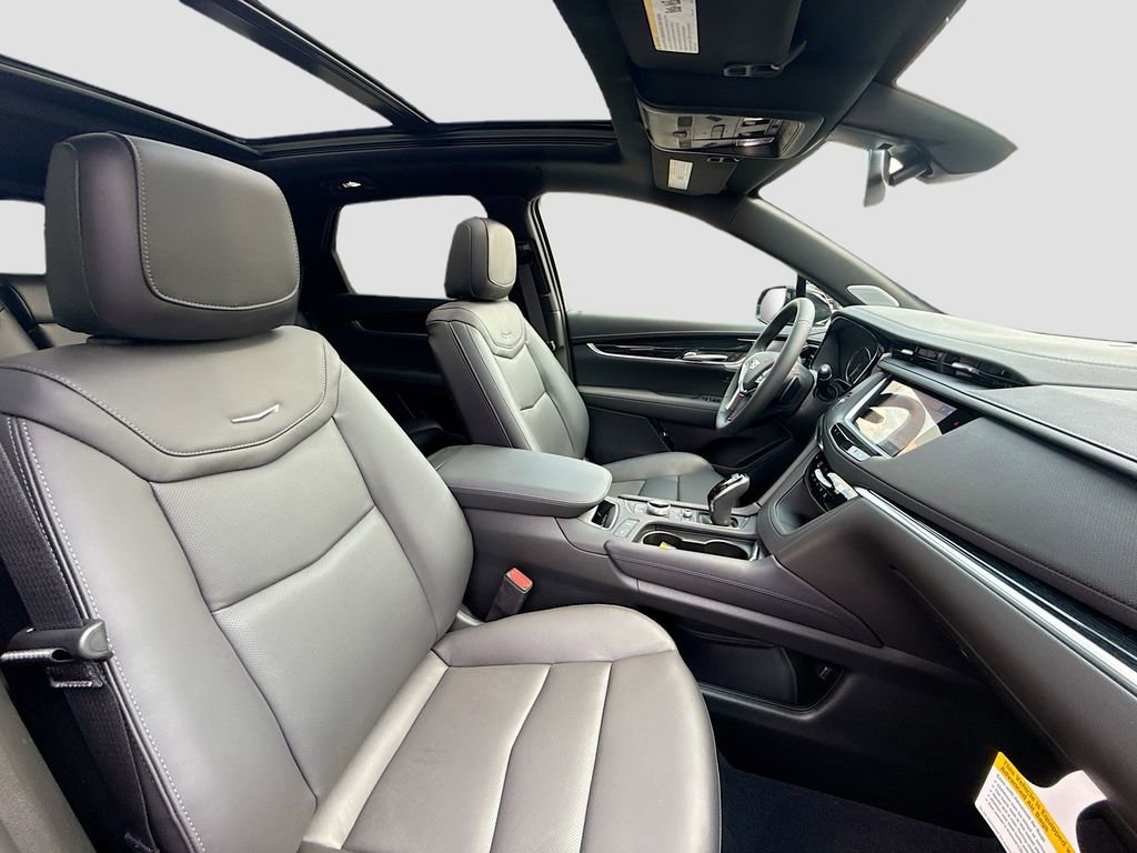 New 2025 Cadillac XT5 Premium Luxury image 30