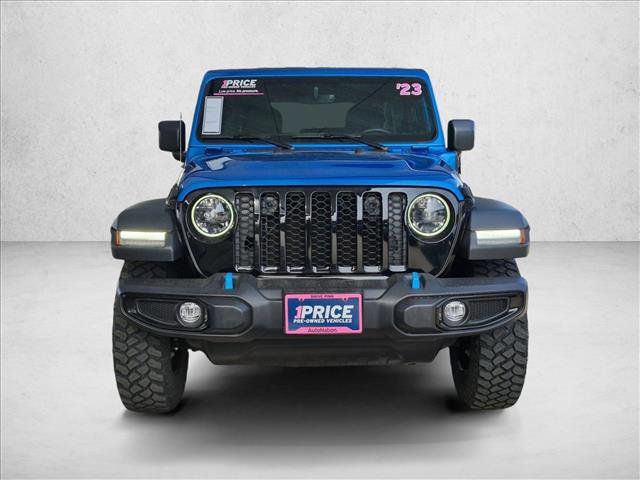 Used 2023 Jeep Wrangler Unlimited w/ Cold Weather Group AWD/4WD video 2