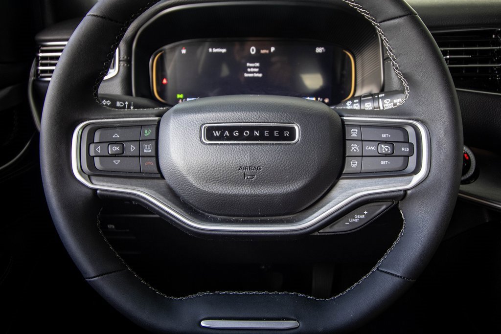 Used 2025 Jeep Wagoneer Series II image 33