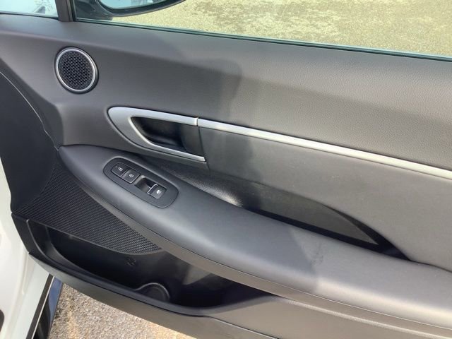 Used 2025 Hyundai Sonata SEL FWD image 19