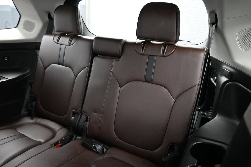 Used 2024 Honda Pilot Elite image 21