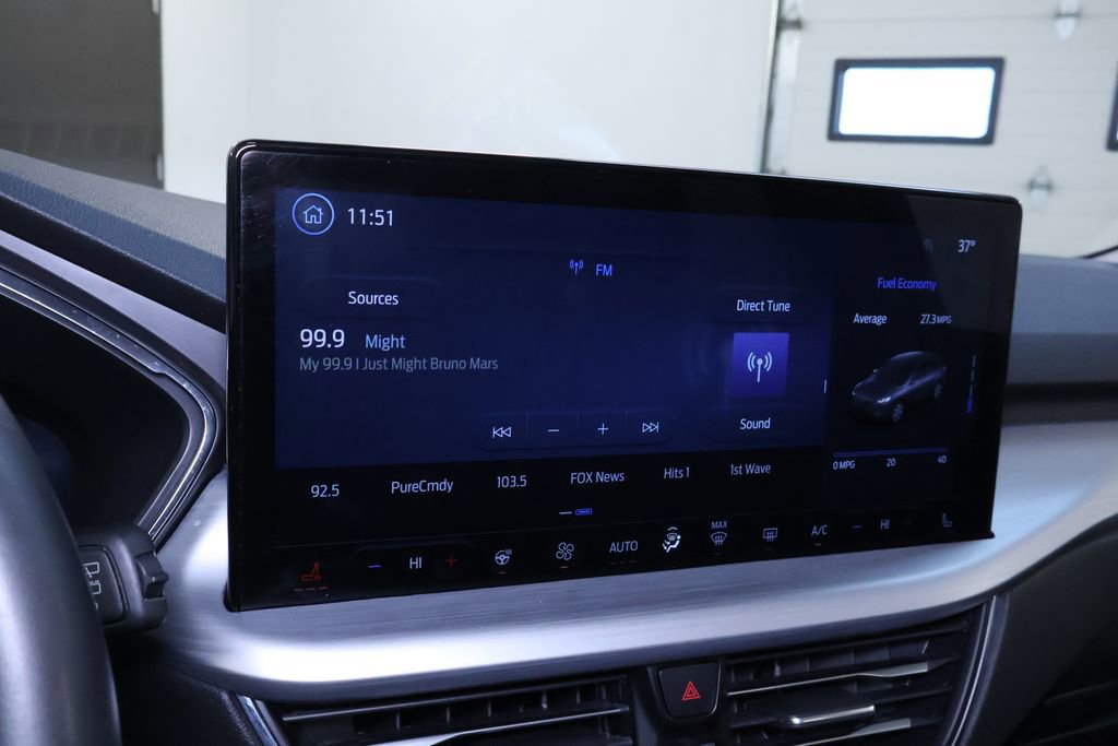 Used 2024 Ford Escape Platinum image 29