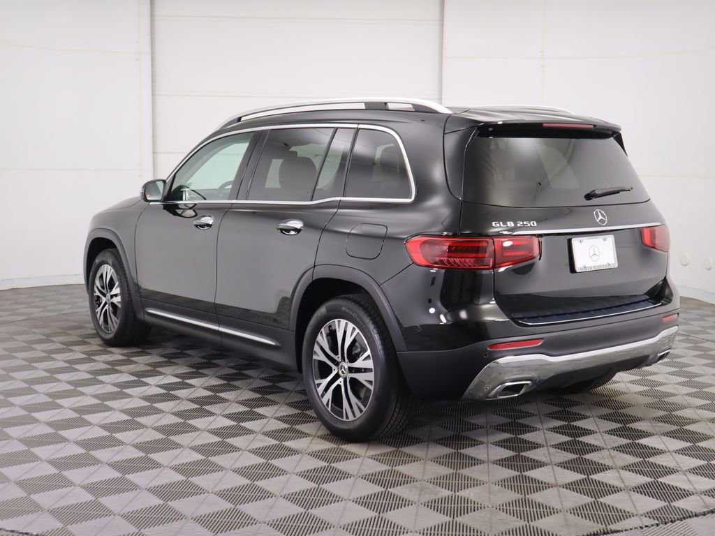 Used 2026 Mercedes-Benz GLB 250 image 7