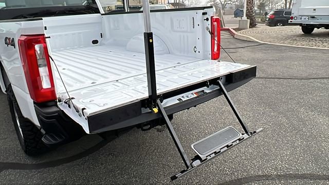 New 2026 Ford F250 XL w/ XL Off-Road Package image 13