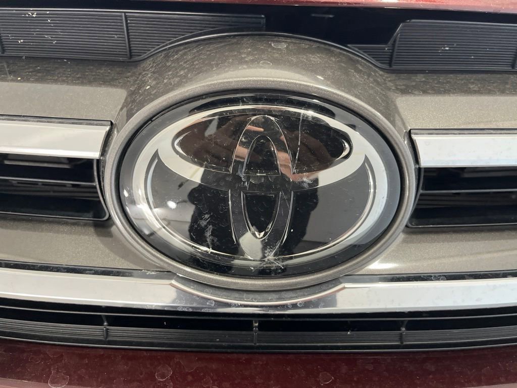 Used 2018 Toyota Highlander Limited Platinum AWD/4WD image 31