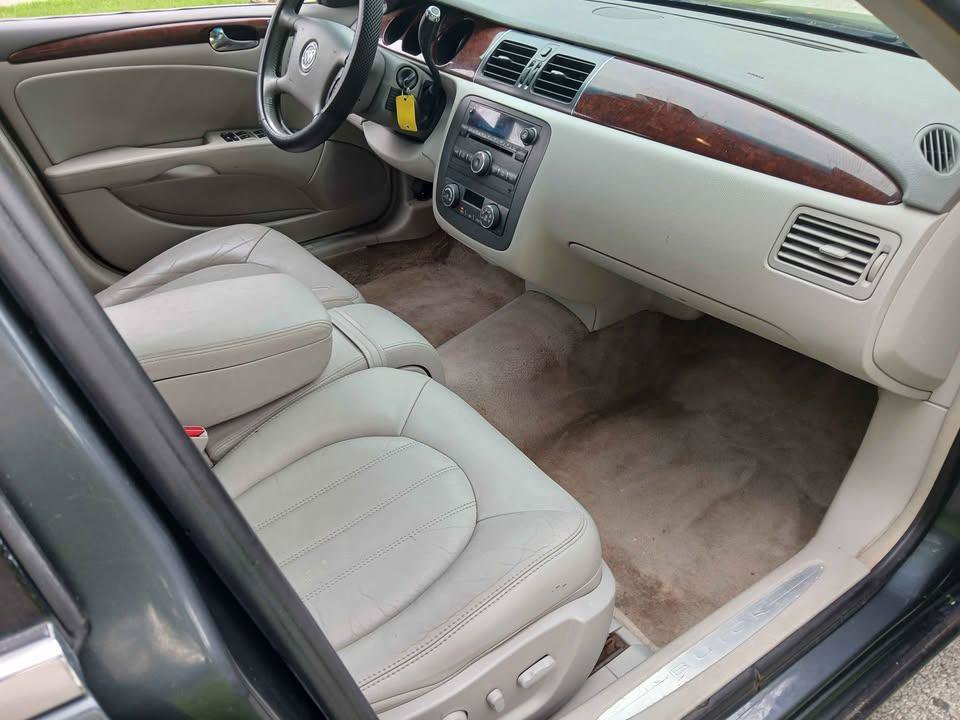 Used 2009 Buick Lucerne CXL w/ Driver Confidence Package FWD image 15