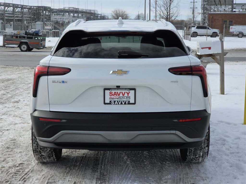 Used 2024 Chevrolet Blazer EV LT image 13