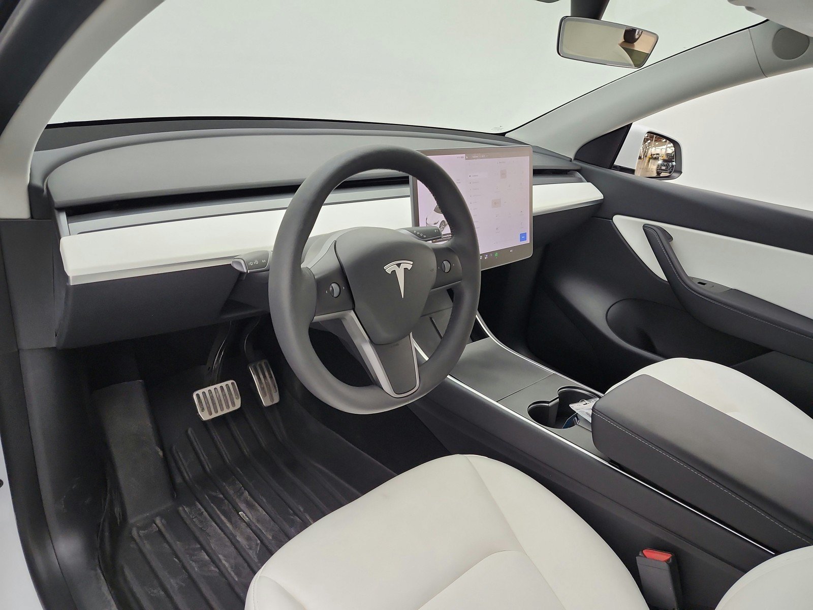 Used 2021 Tesla Model Y Long Range AWD/4WD image 9