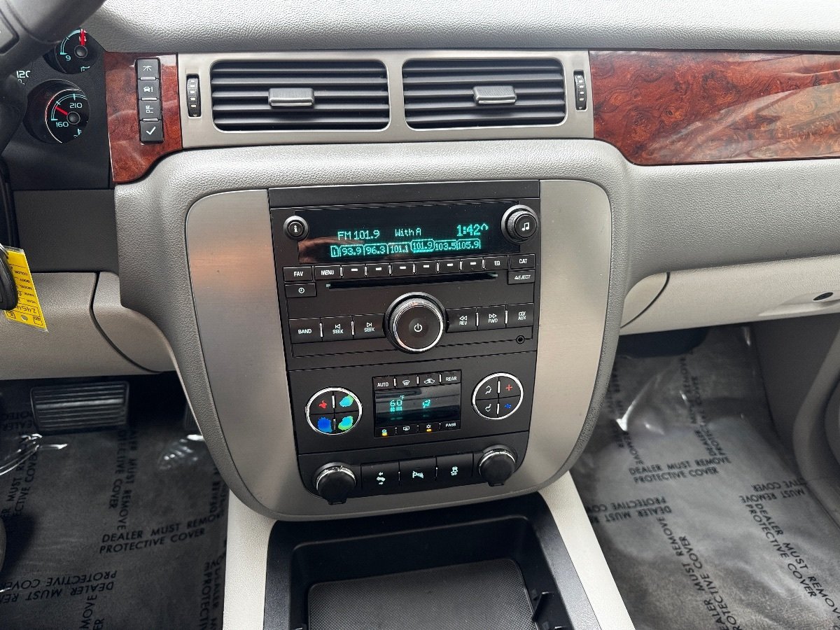 Used 2014 GMC Yukon SLT RWD image 28