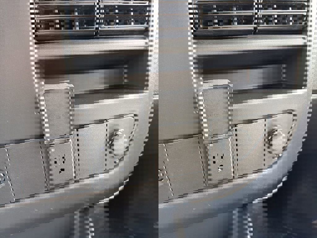 New 2026 Chevrolet Express 3500 w/ Power Convenience Package image 29