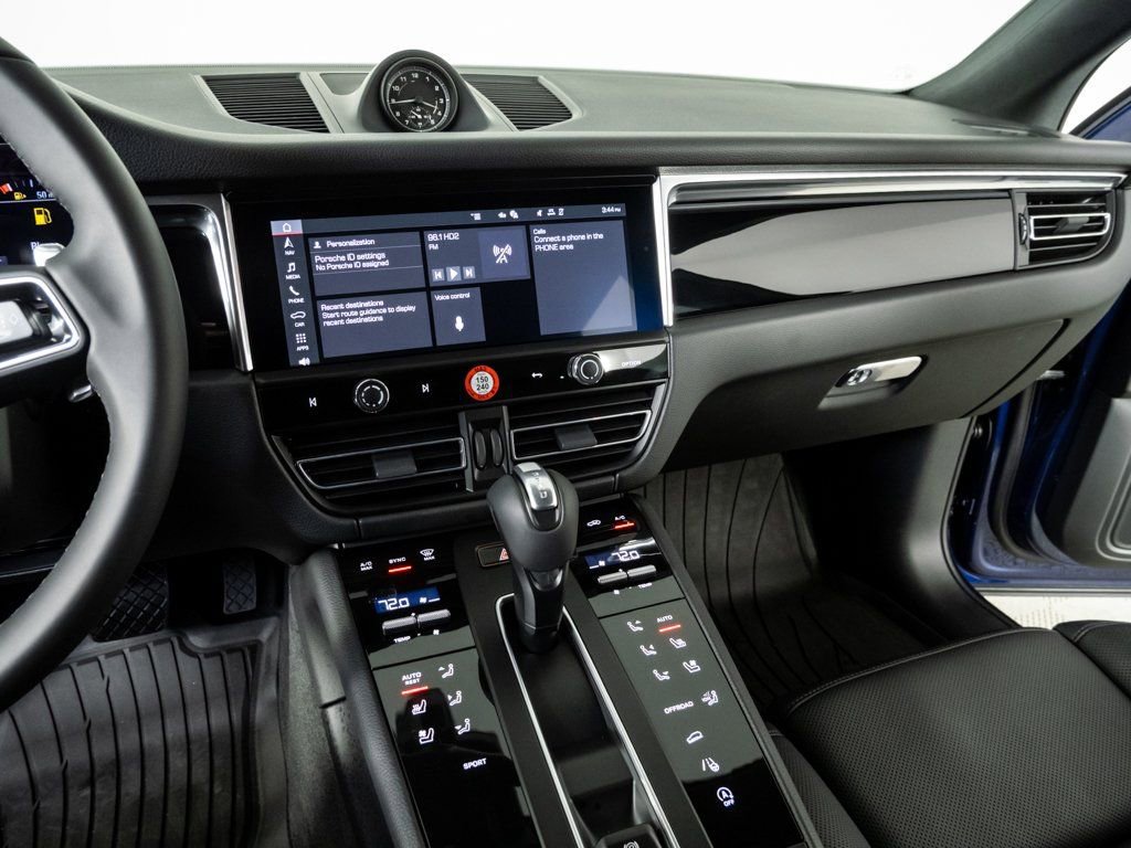 New 2026 Porsche Macan AWD/4WD image 13