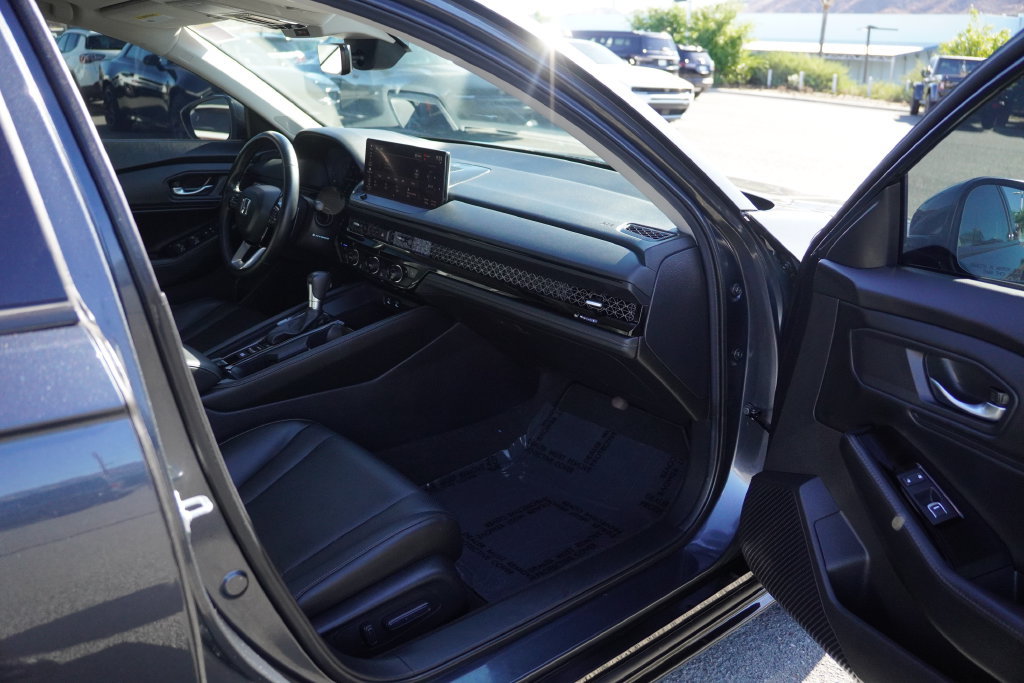 Used 2024 Honda Accord Touring image 32