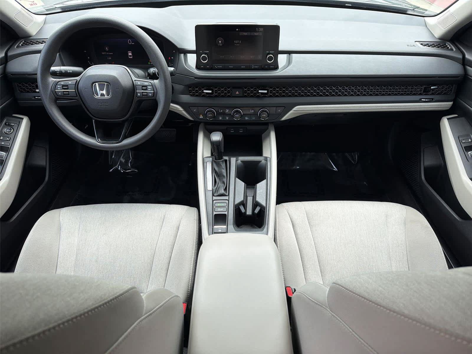 Used 2023 Honda Accord EX image 11