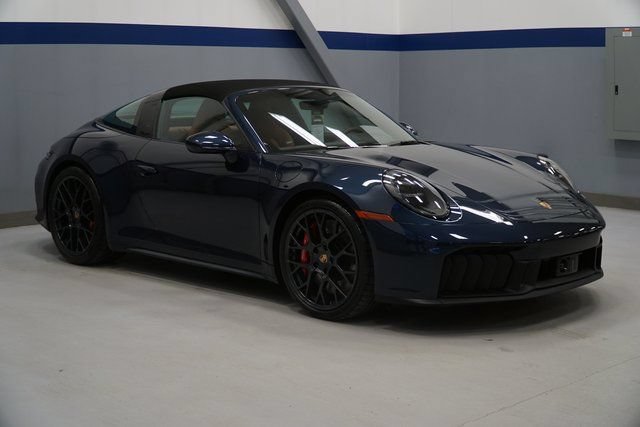 Certified 2026 Porsche 911 Targa 4 GTS AWD/4WD image 12