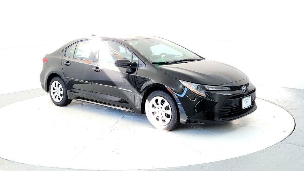 New 2027 Toyota Corolla LE FWD image 7