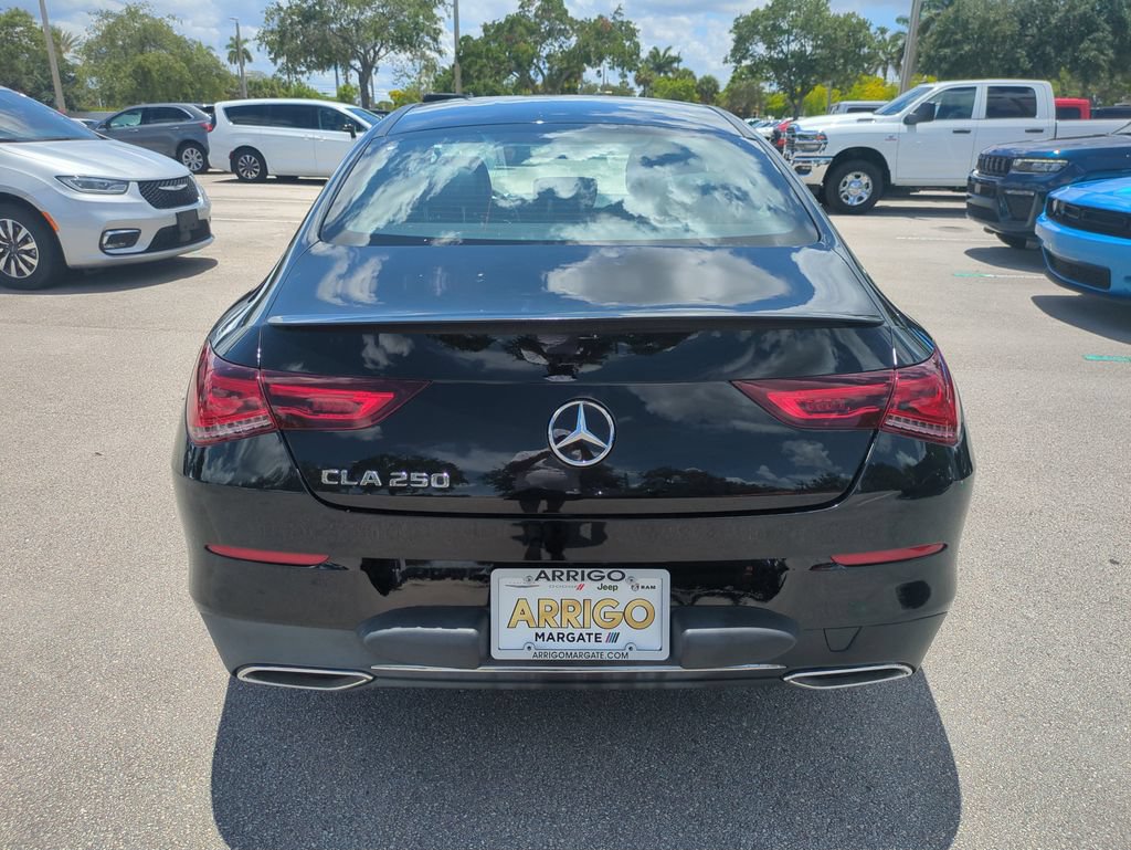 Used 2023 Mercedes-Benz CLA 250 w/ Premium Package image 7