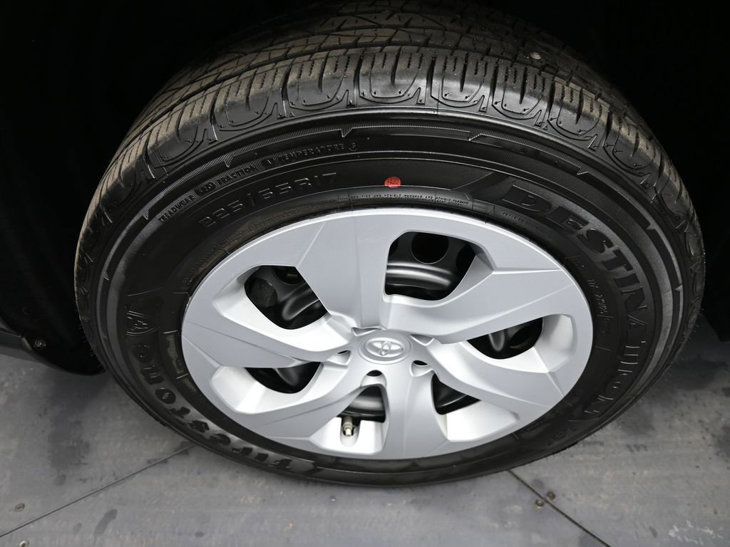 Certified 2025 Toyota RAV4 LE image 14