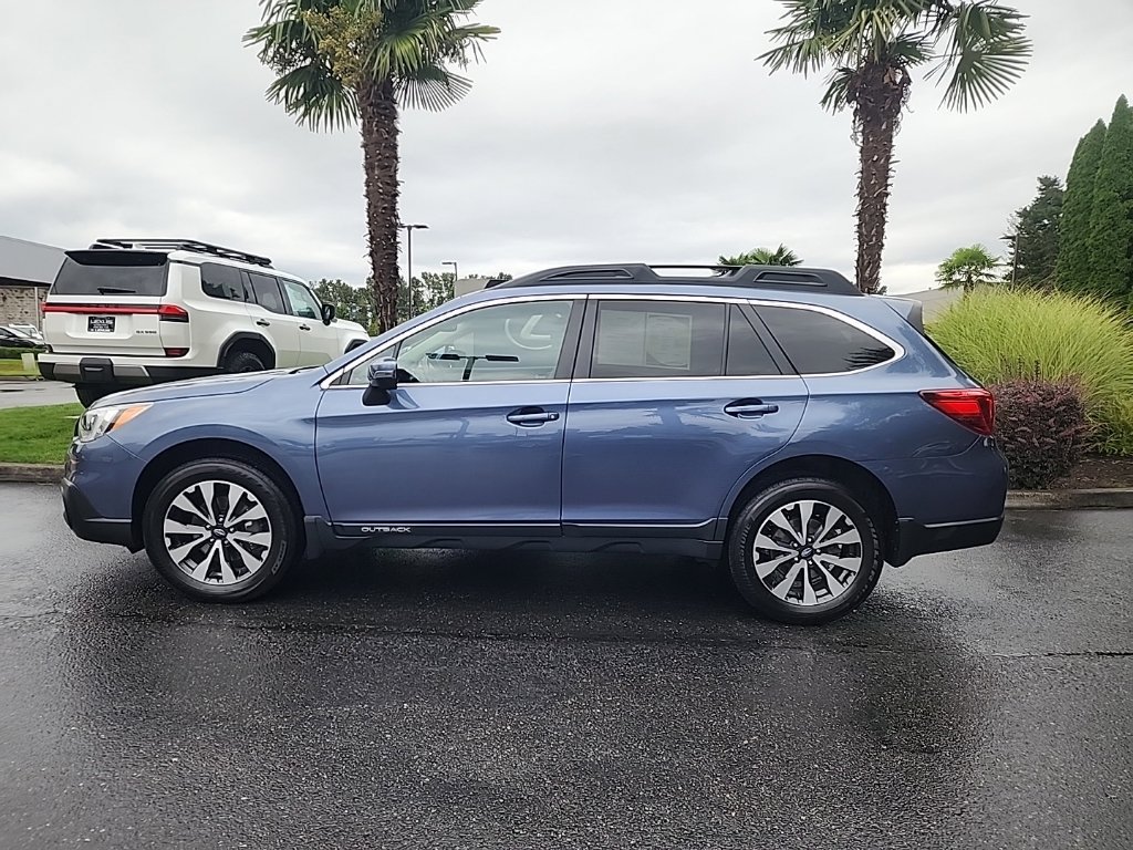 Used 2016 Subaru Outback 3.6R Limited AWD/4WD image 2