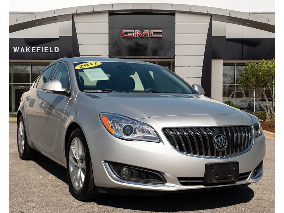 Used 2017 Buick Regal Premium w/ Driver Confidence Package #1