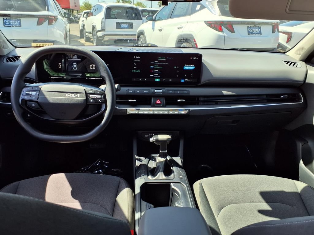 Used 2025 Kia K4 FWD image 13