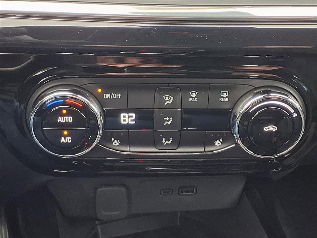 New 2026 Chevrolet Trax RS w/ Sunroof Package image 15