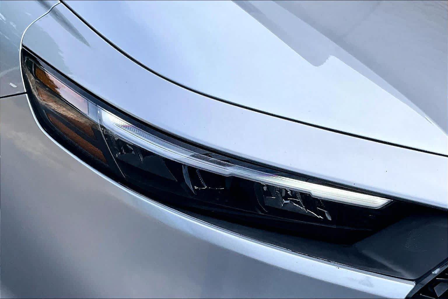 Used 2024 Honda Accord EX image 28
