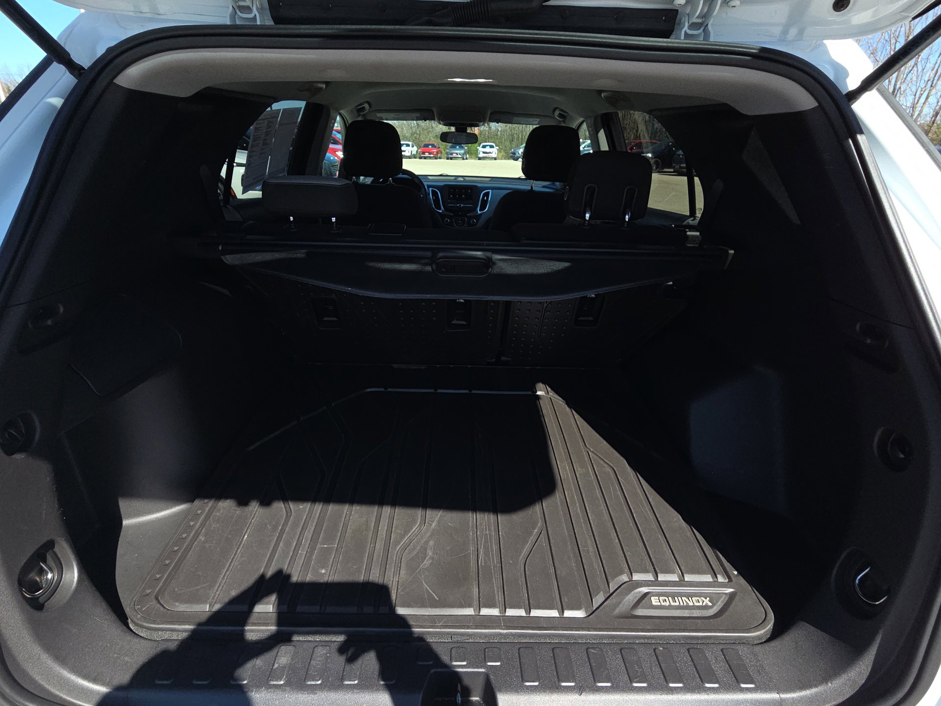 Used 2019 Chevrolet Equinox LS w/ LS Convenience Package image 32