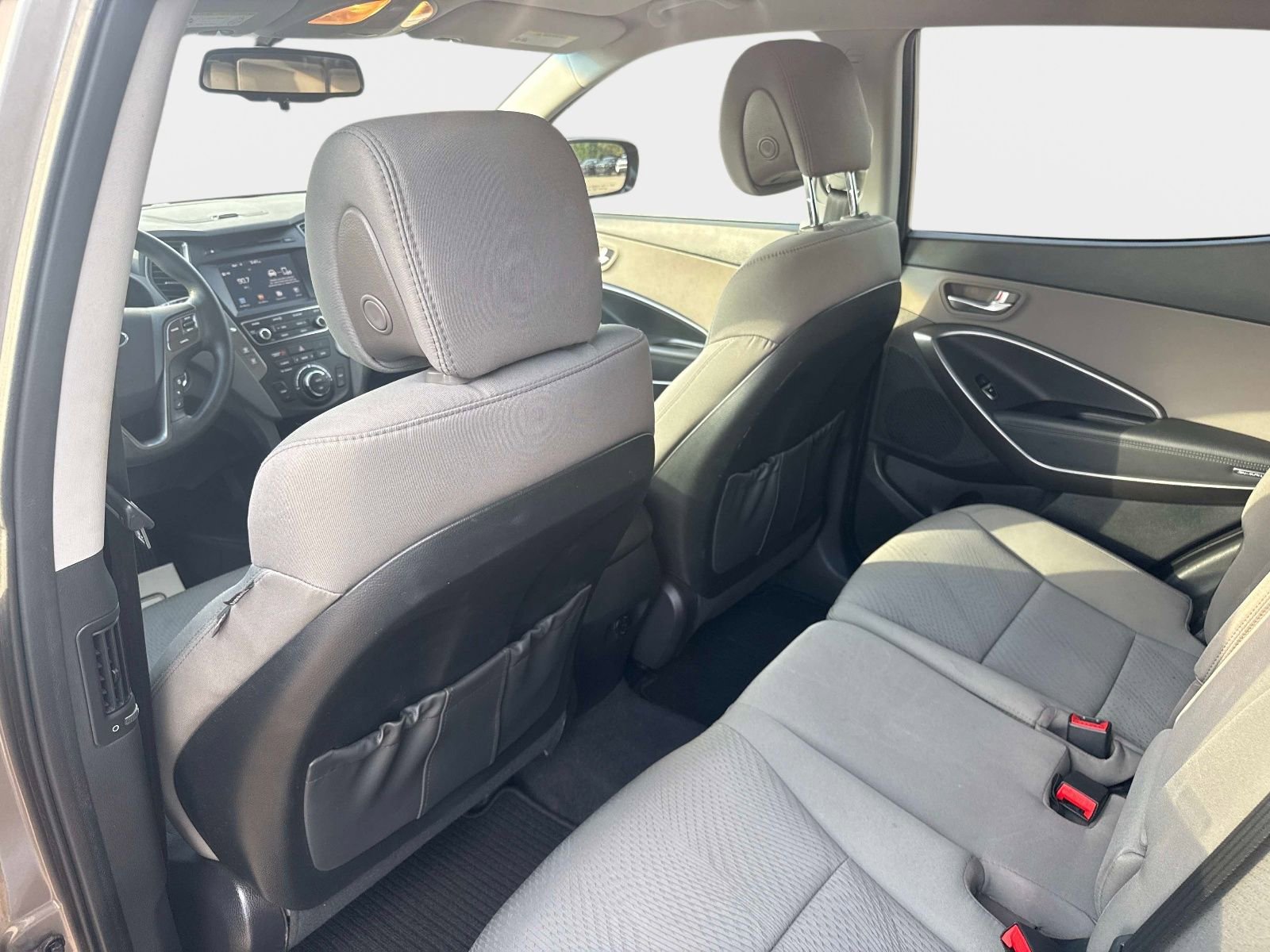 Used 2018 Hyundai Santa Fe Sport w/ 2.4L Value Package 02 image 12