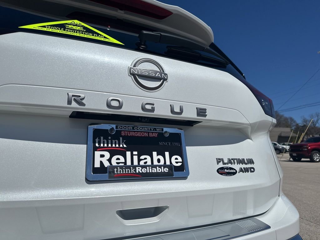 Used 2026 Nissan Rogue Platinum w/ Platinum Premium Package AWD/4WD image 36
