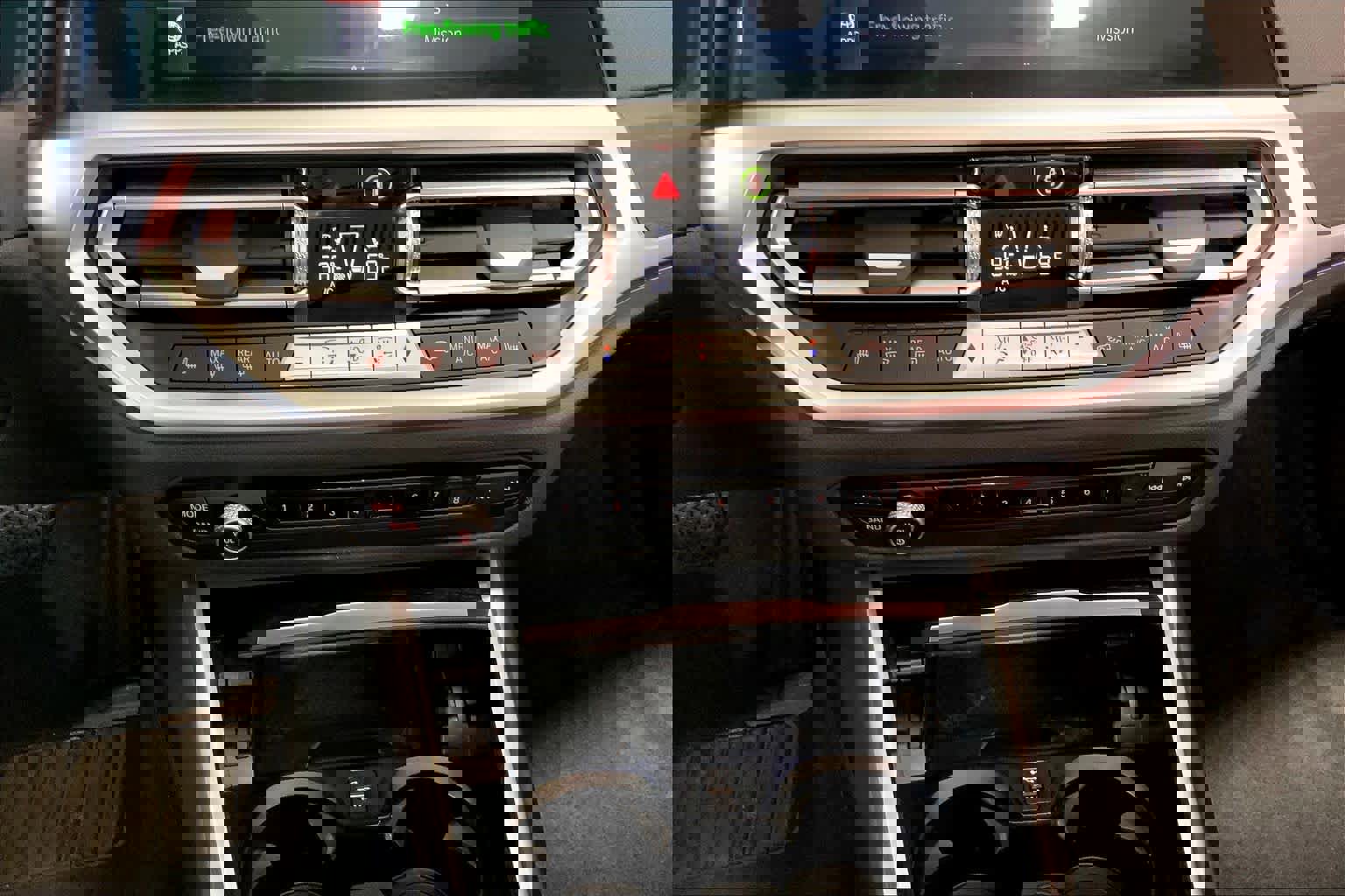 Certified 2023 BMW 430i xDrive Convertible w/ Premium Package image 34