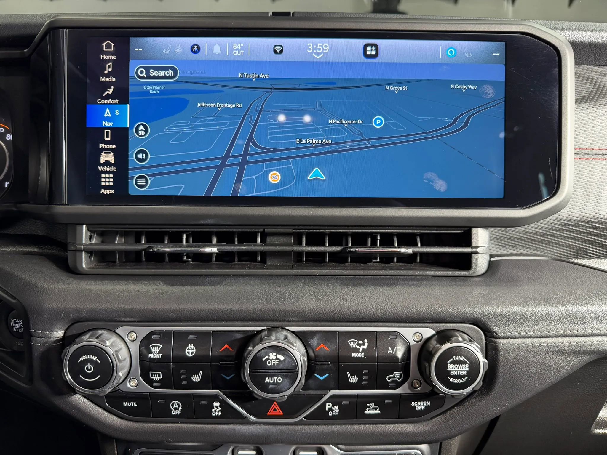 Used 2024 Jeep Wrangler Unlimited Rubicon image 30