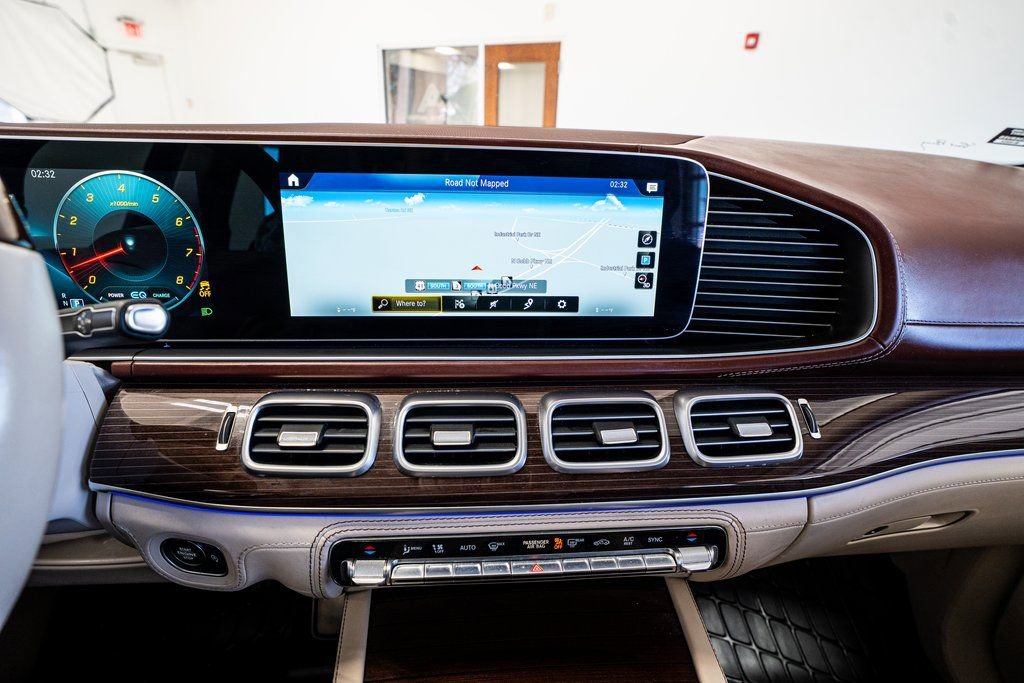 Used 2021 Mercedes-Benz Maybach GLS 600 4MATIC image 48