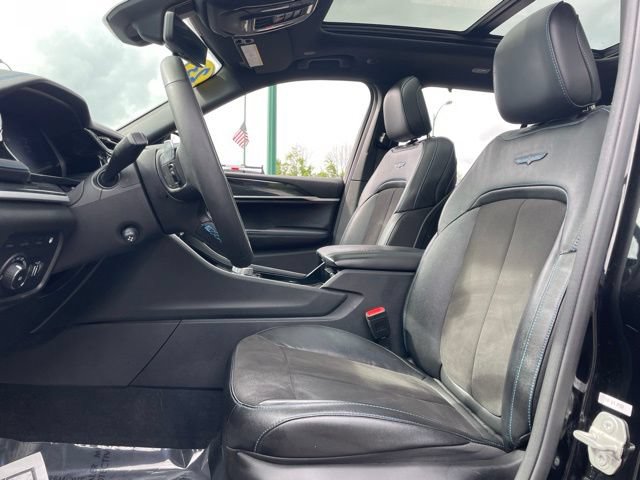 Used 2023 Jeep Grand Cherokee Trailhawk w/ Advanced Protech Group II AWD/4WD image 13